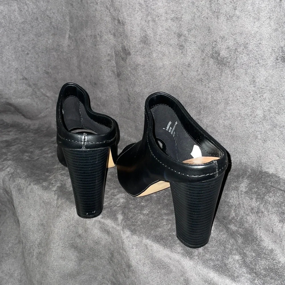 Backless heels - Picture 3 of 4
